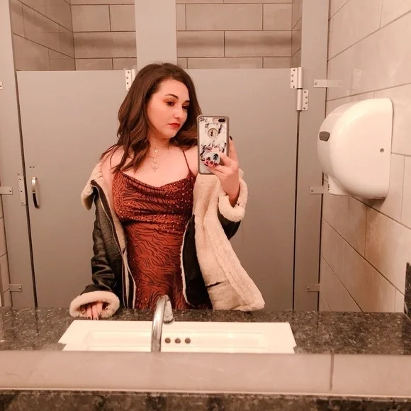 Winter black coat - Picture 2 of 4